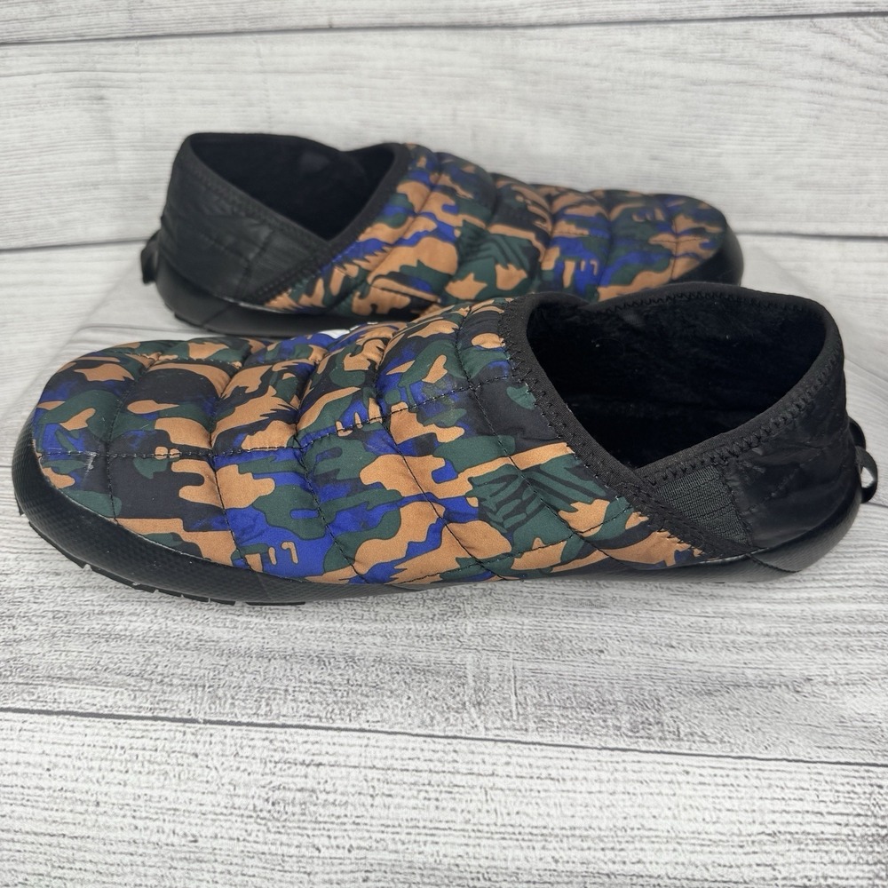 North Face Men's 10 Thermoball Traction Mule V Thyme Brushwood Camo Slippers - Picture 2 of 7